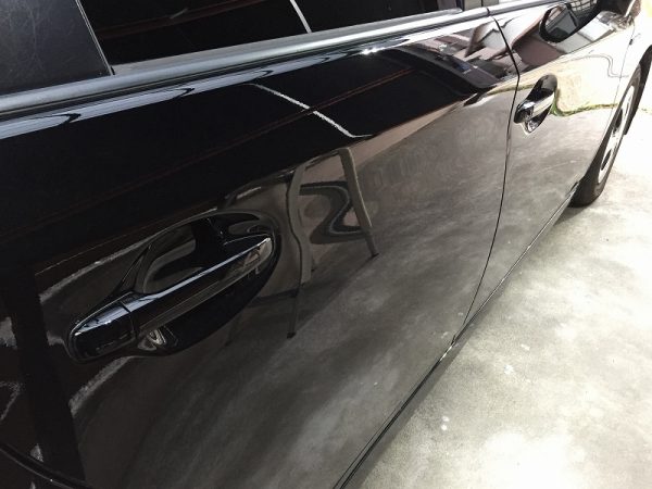 プリウス 黒 高耐久性100 無機グラスコーティング施工 車をキレイに 浜松市のカーエステ シルキーライン 洗車 磨き カーコーティング